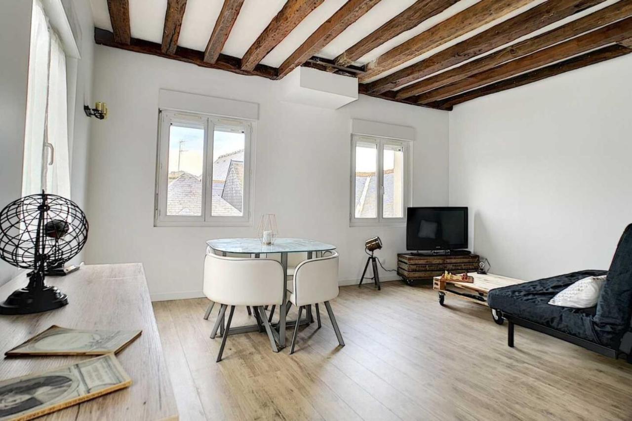 Le Boudoir D'Adelais - Duplex In The Center Of Amboise Apartment Екстериор снимка
